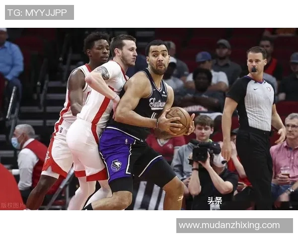 国王队与火箭队精彩对决中文回放3月31日全场集锦分析