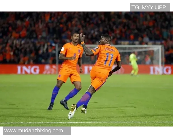 荷兰队与白俄罗斯队激战正酣谁能在这场较量中笑到最后