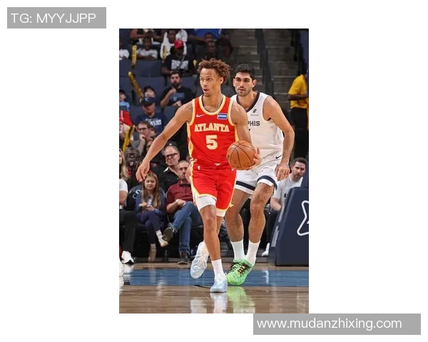 老鹰与灰熊激战正酣精彩比赛直播全程回顾与分析 老鹰与灰熊激战正酣精彩比赛直播全程回顾与分析